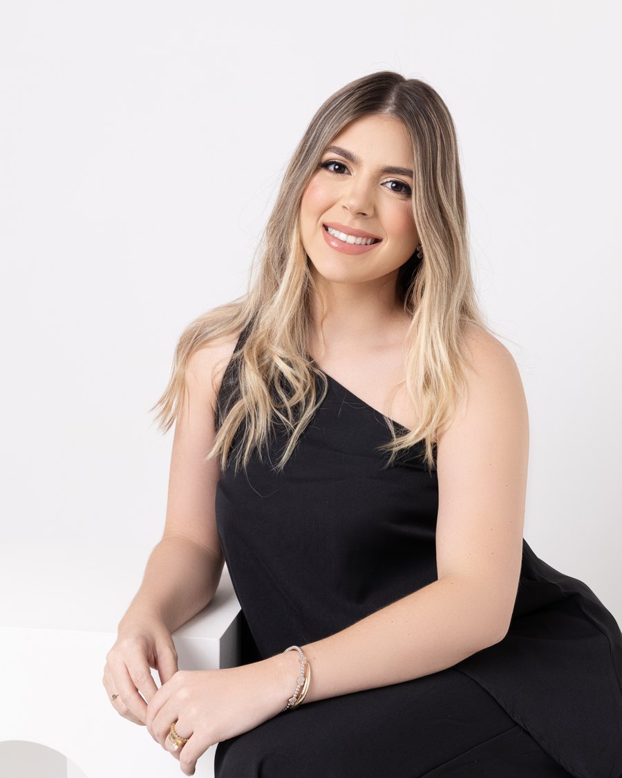 Dra. Lara Rabelo Aragão